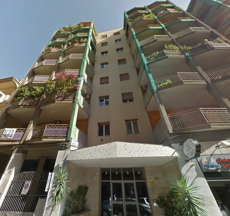 كاتانيا Third House Lodge