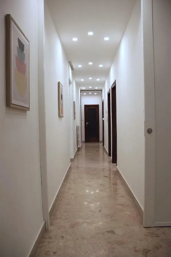 كاتانيا Third House Lodge إيطاليا